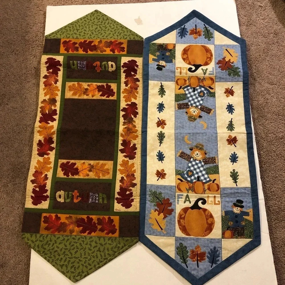 Seasonal tables clothes